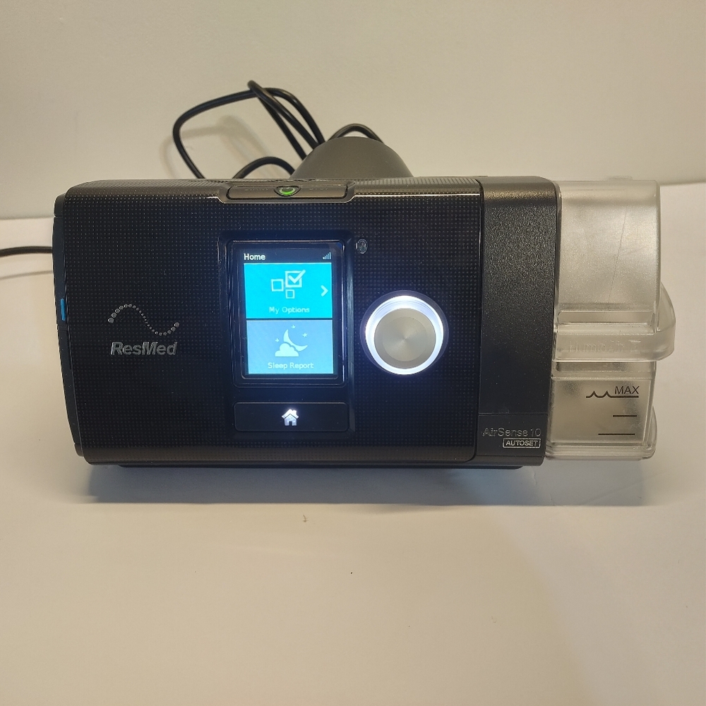 Resmed AirSense 10 AutoSet - Picture 2 of 16